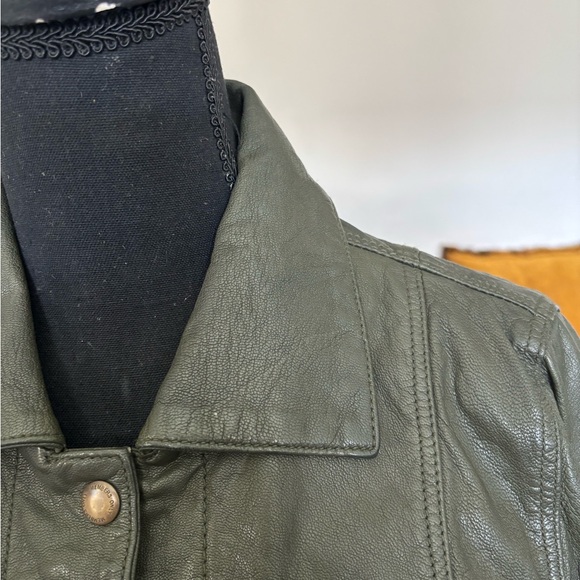 Members Only Vintage Olive Green Leather Jacket - Picture 6 of 16